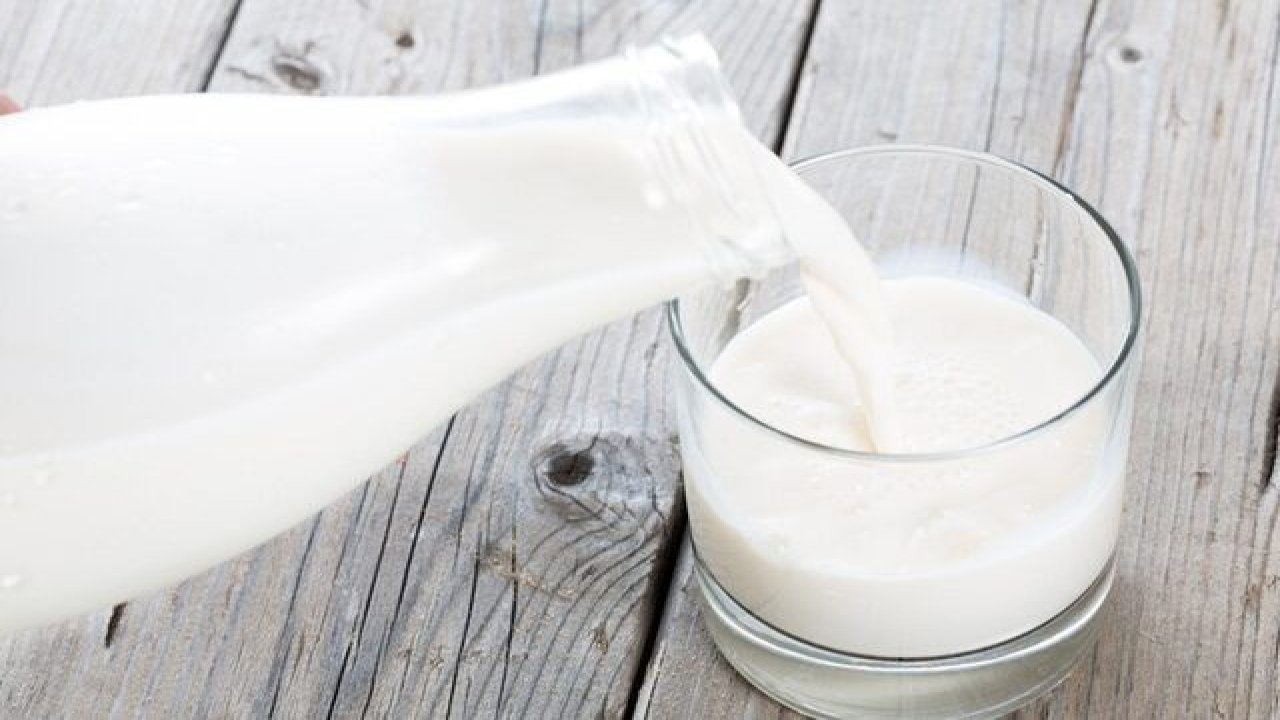 Bayram kilolarına süt içerek veda edin!