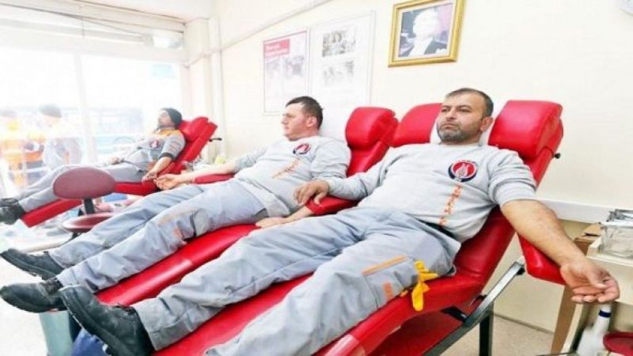Sincan Belediyesi personeli Kızılay’a kan bağışında bulundu