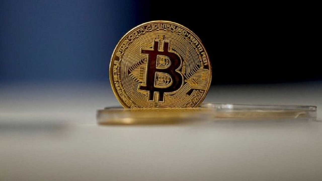 Bir Ülkeden Daha Bitcoin Hamlesi