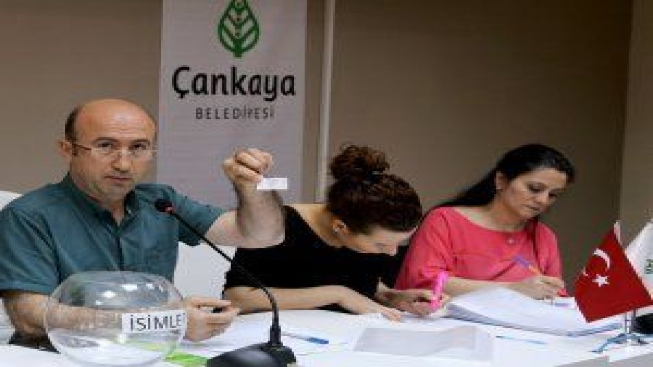 ​Çankaya Belediyesine bağlı kreşlerden başvuru fazlası olan 7 kreş için noter çekilişi tamamlandı