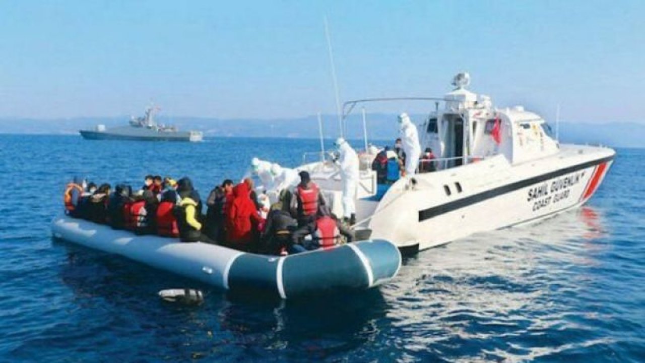 Yunanistan Acımıyor, Ülke Sınırlarını Koruyor! Ege Denizinde Sığınmacıları Türkiye Kurtardı!