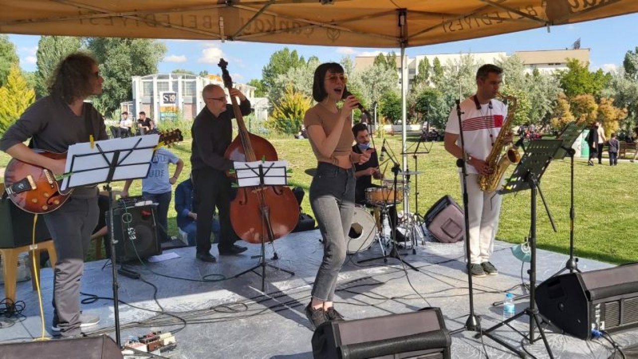 Çankaya Belediyesinden kadınlara ve müzisyenlere destek: