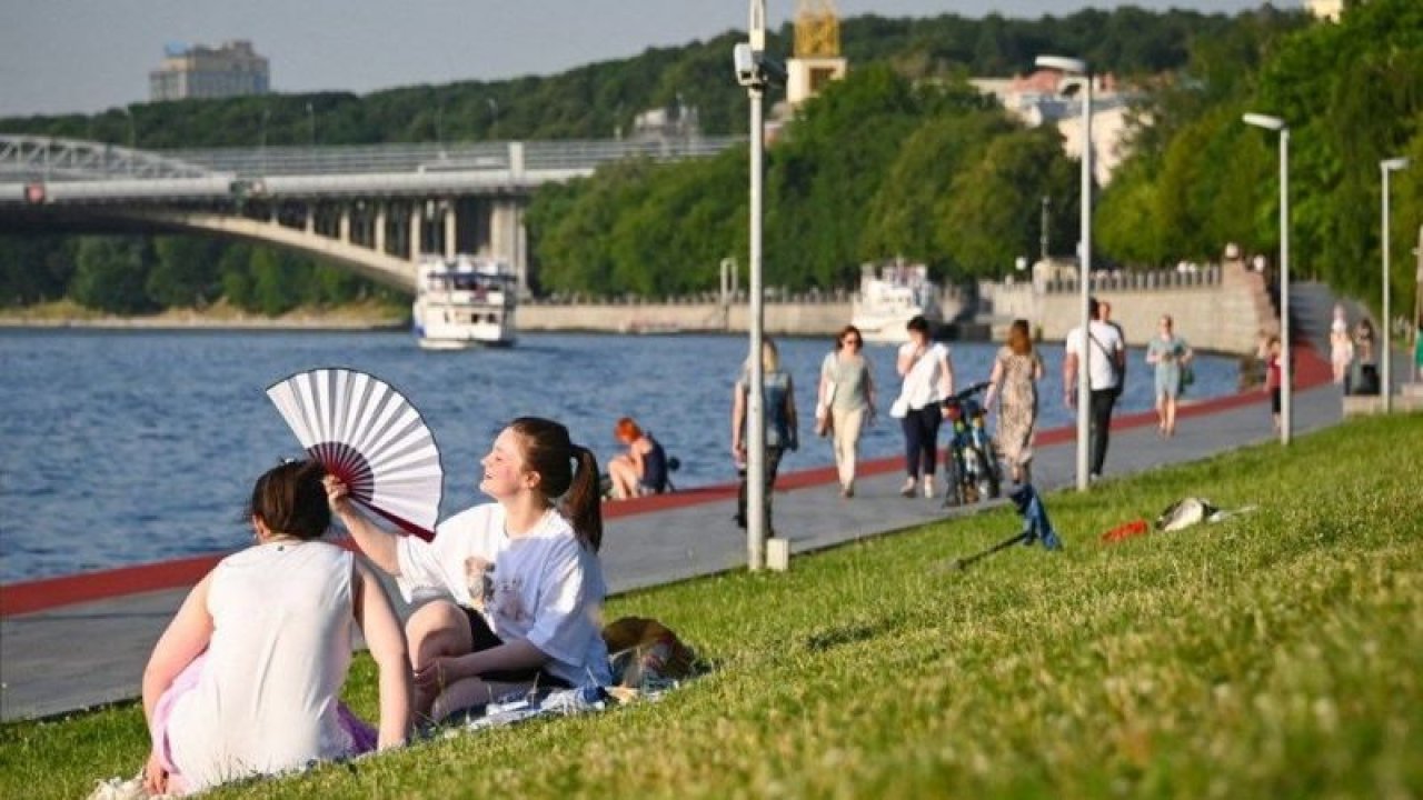 Rusya'da Sıcaklıklar Alarm Veriyor, Moskova’da Son 120 Yılın Sıcaklık Rekoru!