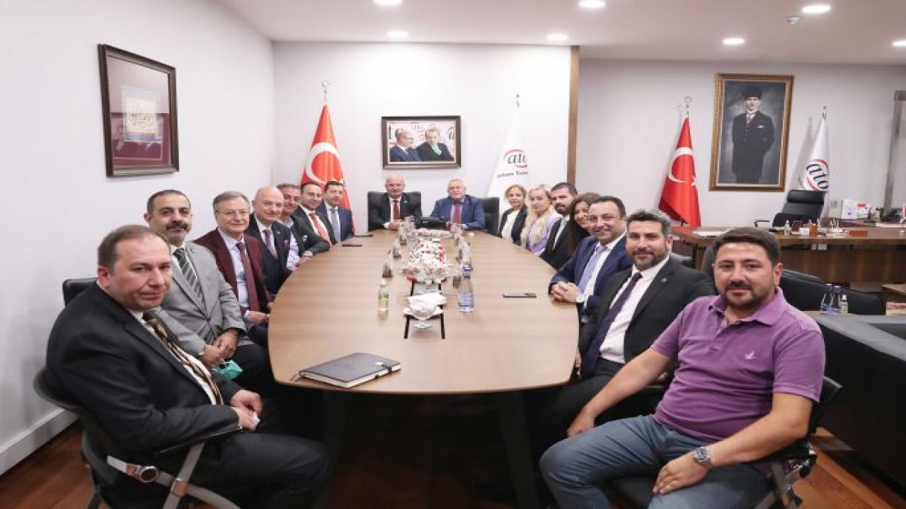 Ankara Sivil Toplum Kuruluşları Platformu, ATO Başkanı Baran’a Yaptığı Başarılı Çalışmalar Nedeniyle “Vefa Beratı” Takdim Etti.