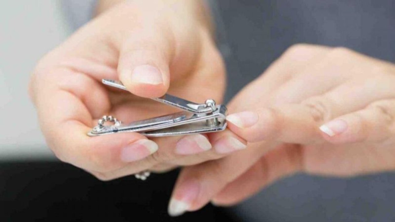 Pazartesi Tırnak Kesilir Mi? Tırnak Hangi Gün Kesilirse Ne Olur? Pazartesi Tırnak Kesmek Günah Mı?