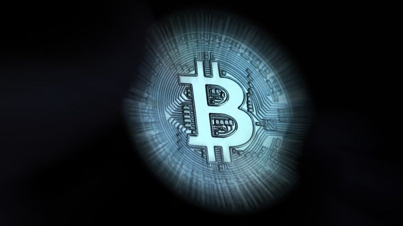 Bitcoin'de Risk Giderek Büyüyor! Ethereum ve Altcoinler Zararı Katladı!