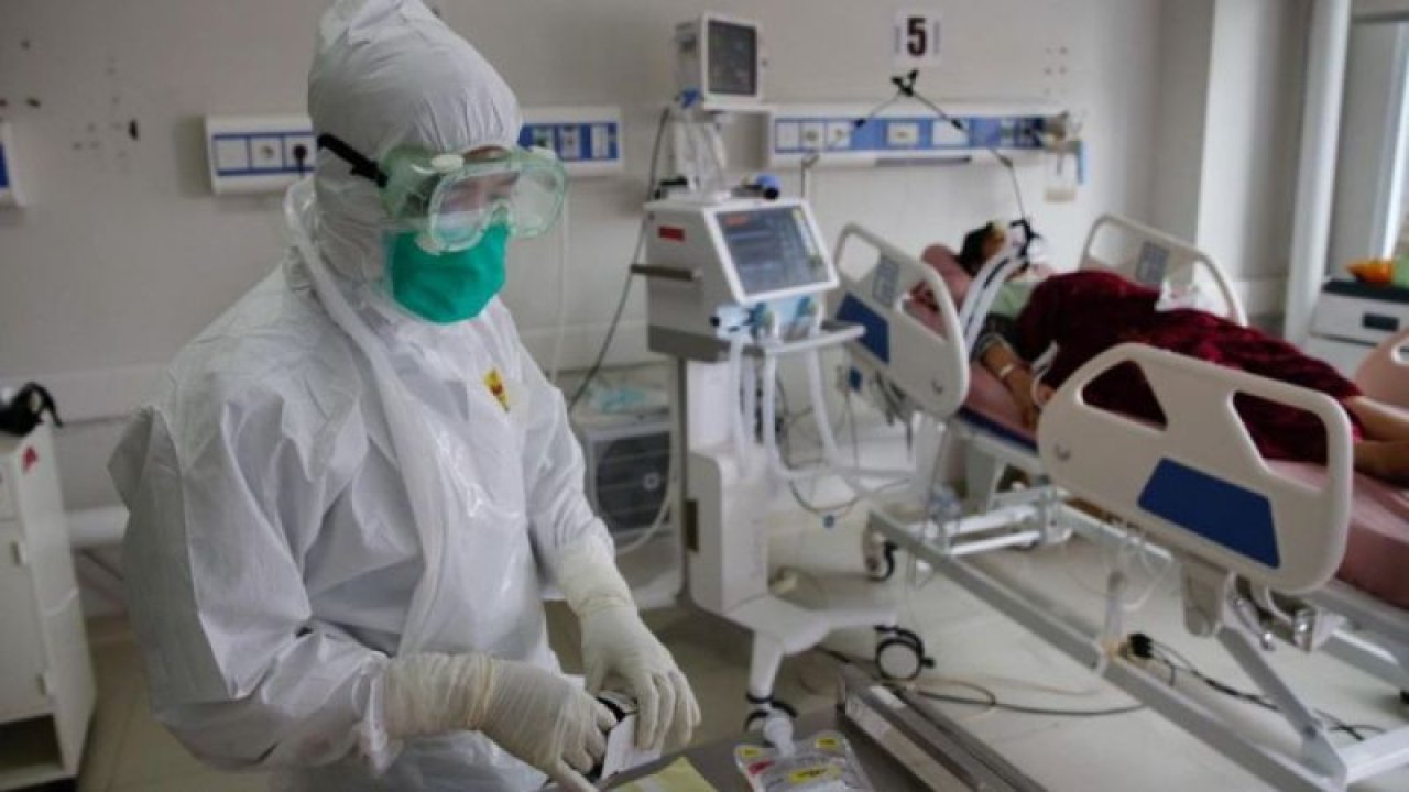 Endonezya Virüsle Mücadelede Zorlanıyor, Endonezya’da Hastanenin Oksijeni Bitti!
