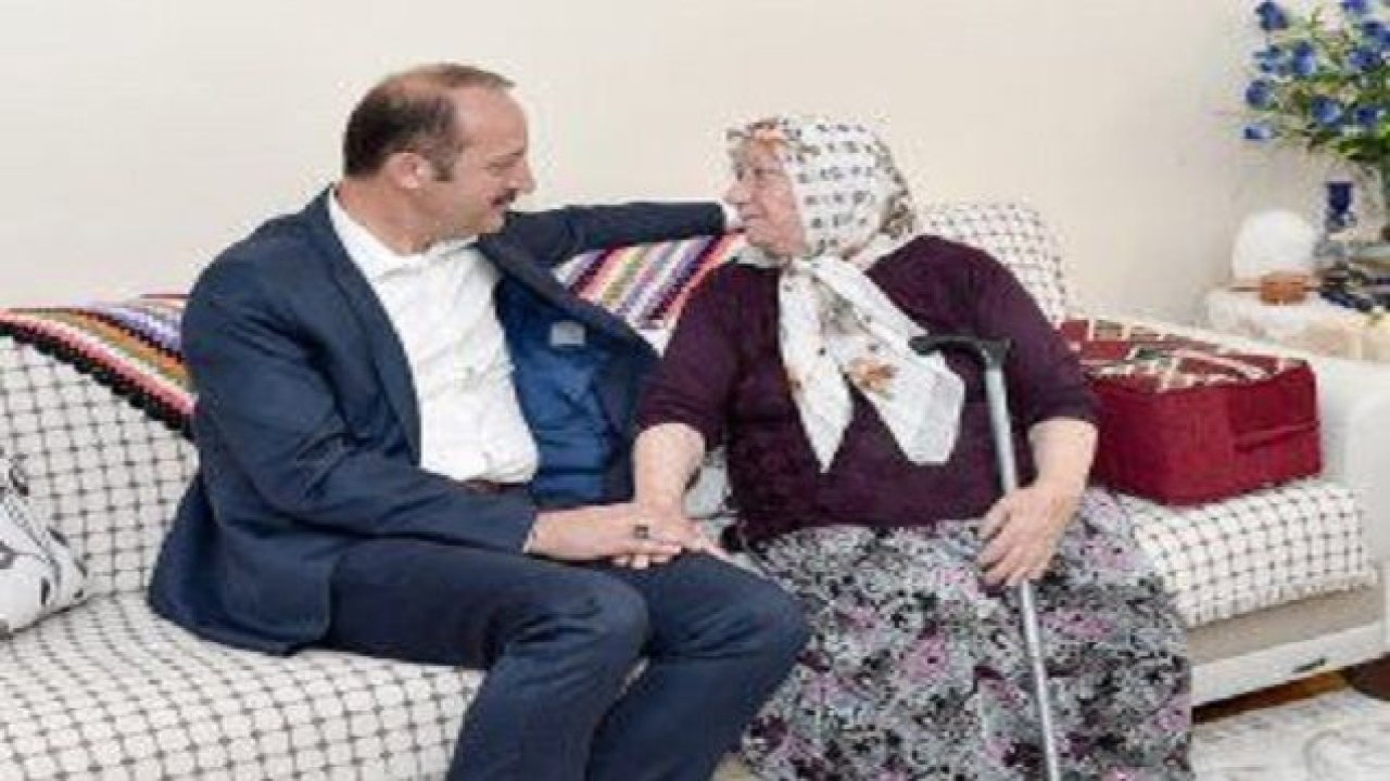 Mesut Akgül, Evde Sağlık ekipleriyle birlikte vatandaşları ziyaret etti