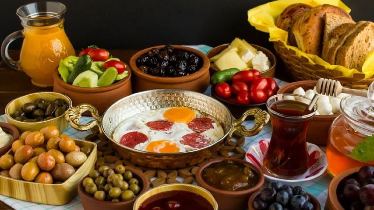 Ankara Kızılayda Nerede Kahvaltı Yapılır? Ankara’da Sabah Ne Yenir?