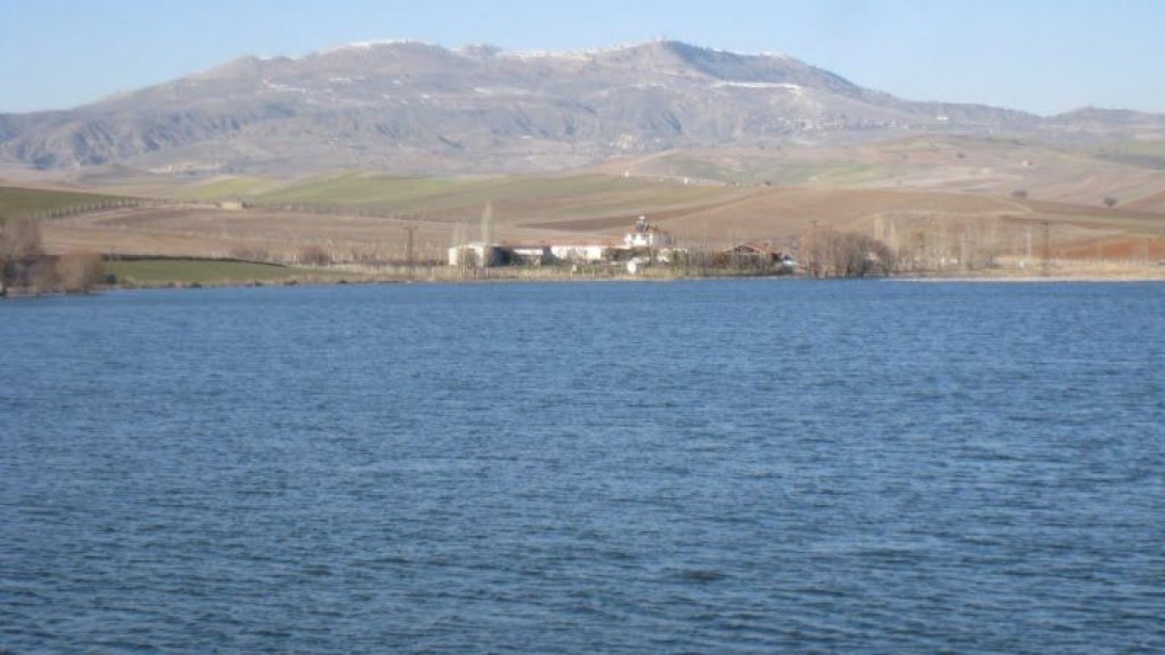 Ankara'da Kızılca Göleti Nerede, Nasıl Gidilir? Kızılca Göleti Balık Avı Yapılır Mı? Hangi Balıklar Var?