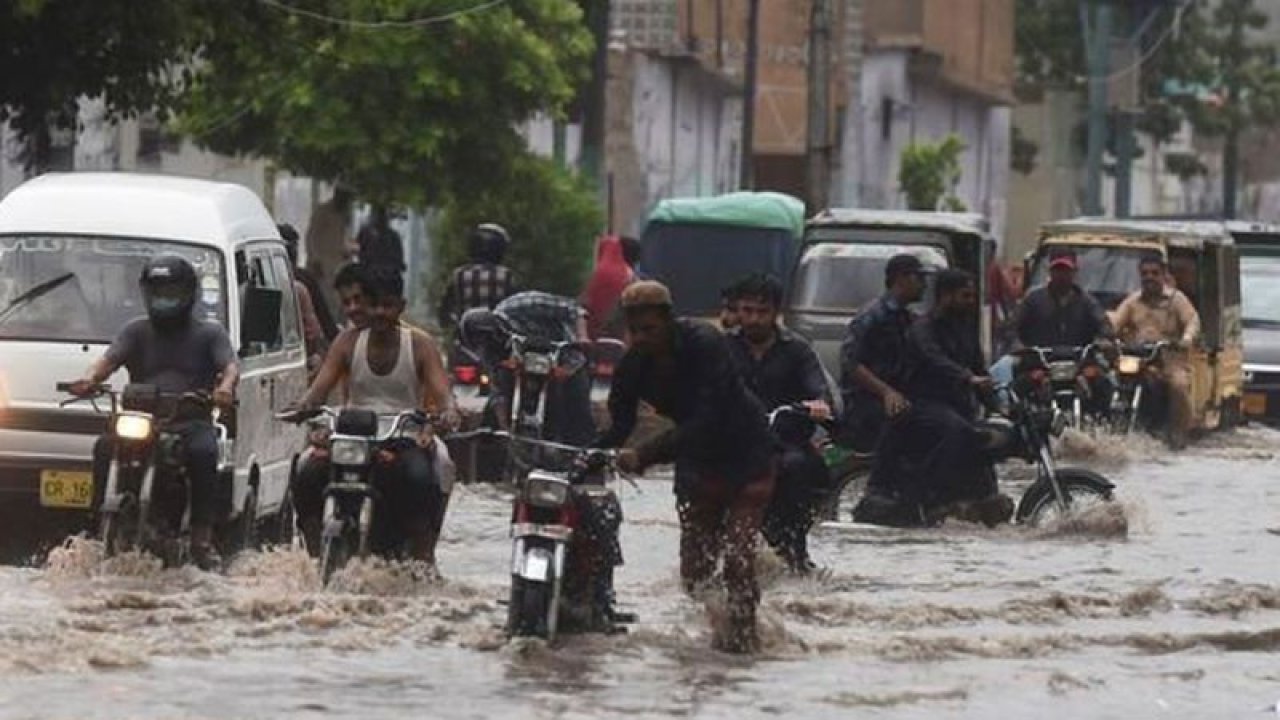 Pakistan’ın Hayber Pahtunhva Eyaletinde Şiddetli Yağış: 4 Ölü