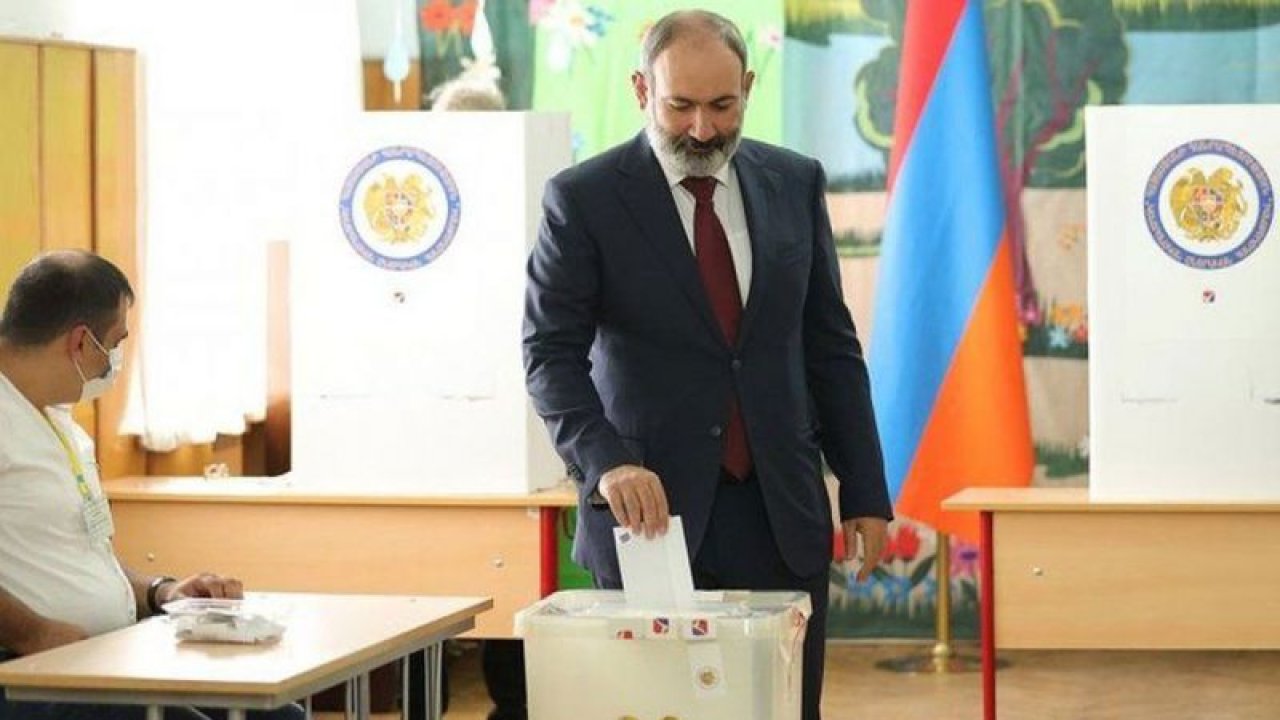 Ermenistan’da Paşinyan Yeniden Başbakan Oldu