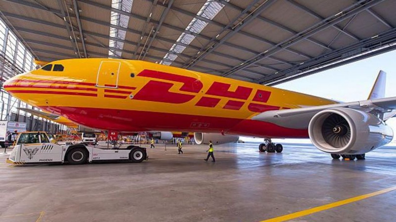 DHL’den Singapur’a ‘Elektrikli Kargo Uçağı’ Siparişi