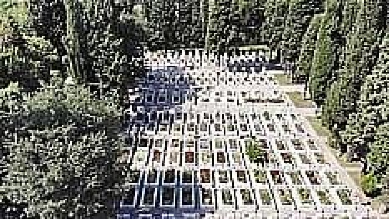 Edirnekapı Şehitliği’nde Kurban Bayramı arifesinde hüzün vardı