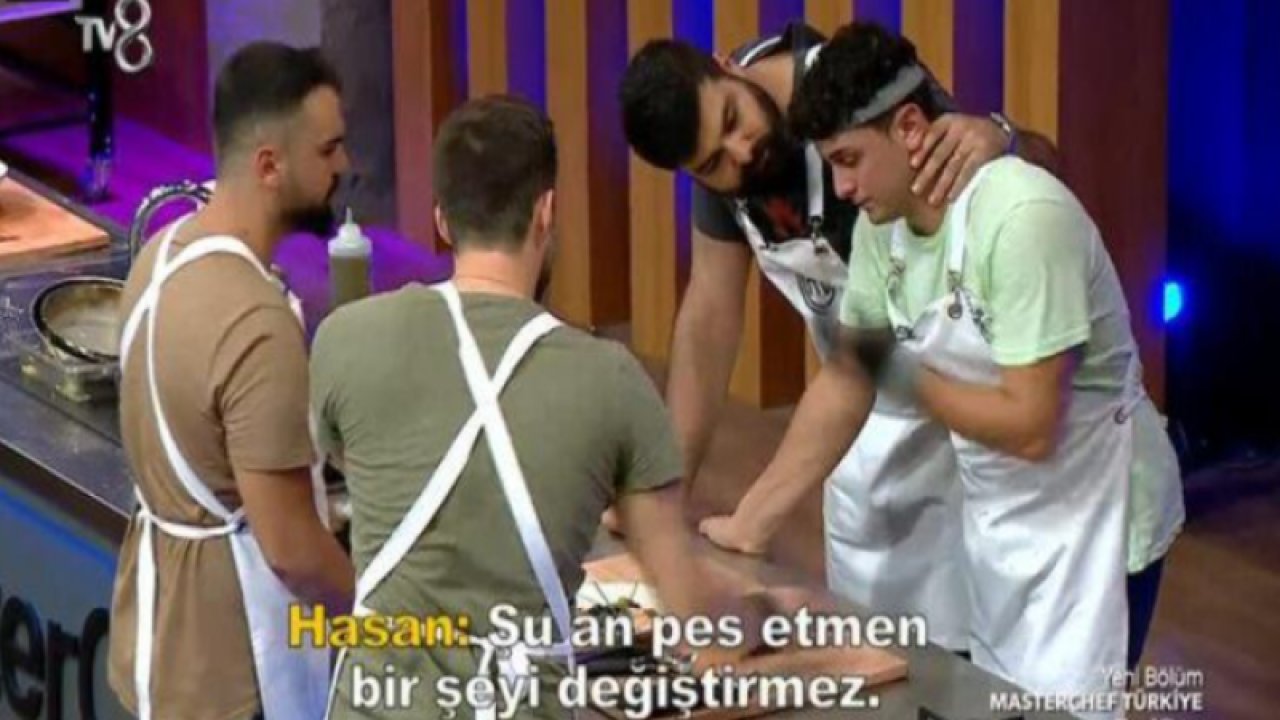 MasterChef'te Skandal Bitmek Bilmiyor! Yemekten Taş Çıkınca Ortalık Karıştı! o Yarışmacı Dikkatsizliğinin Bedelini Ağır Ödedi!