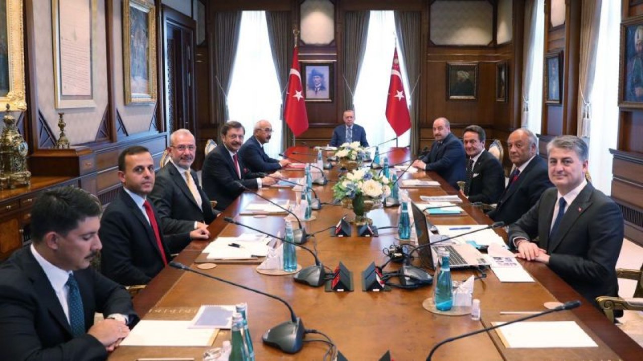 Cumhurbaşkanı Recep Tayyip Erdoğan TOGG Üyelerini Kabul Etti