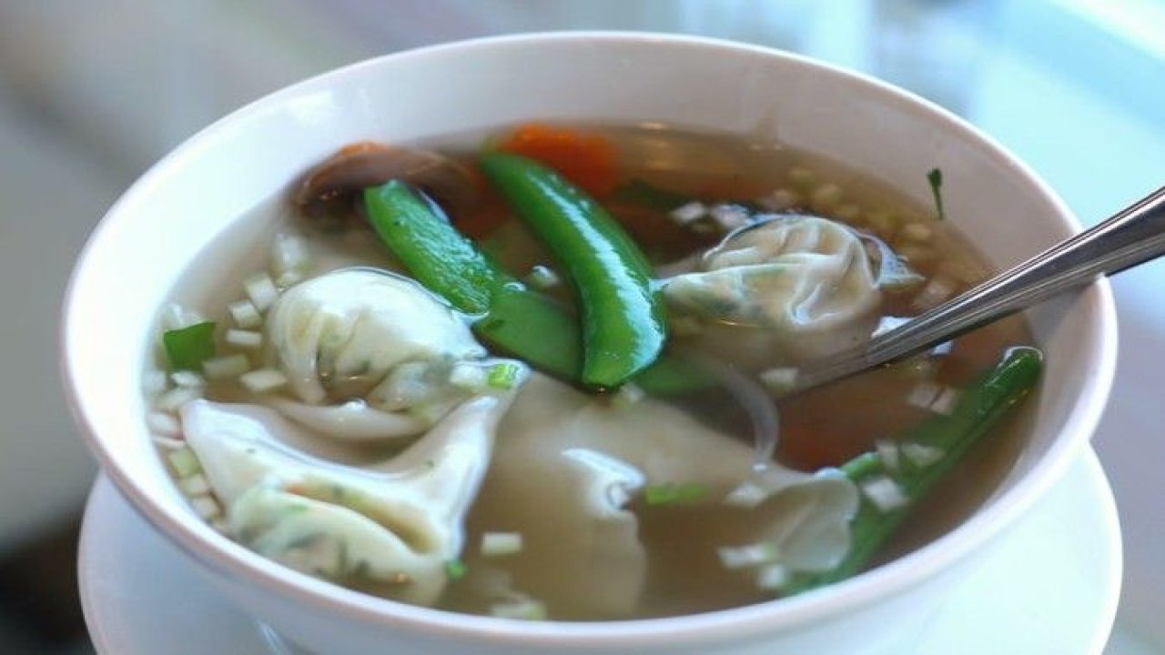 Masterchef Sebzeli Wonton Çorbası Tarifi Öyle Bir İfşalandı ki; Evinde Malzemesi Olan Herkes Hemen Kalkıp Yapacak! Bu Sırlar Bir Daha Başka Yerde Paylaşılmaz! Sebzeli Wonton Çorbası Malzemeleri ve Yapılışı...