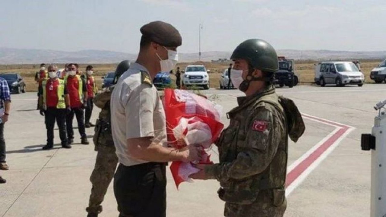 Mehmetçikler Afganistan'dan Yurda Döndü!  Milli Savunma Bakanlığı: Vatan Toprağına Hoş Geldiniz