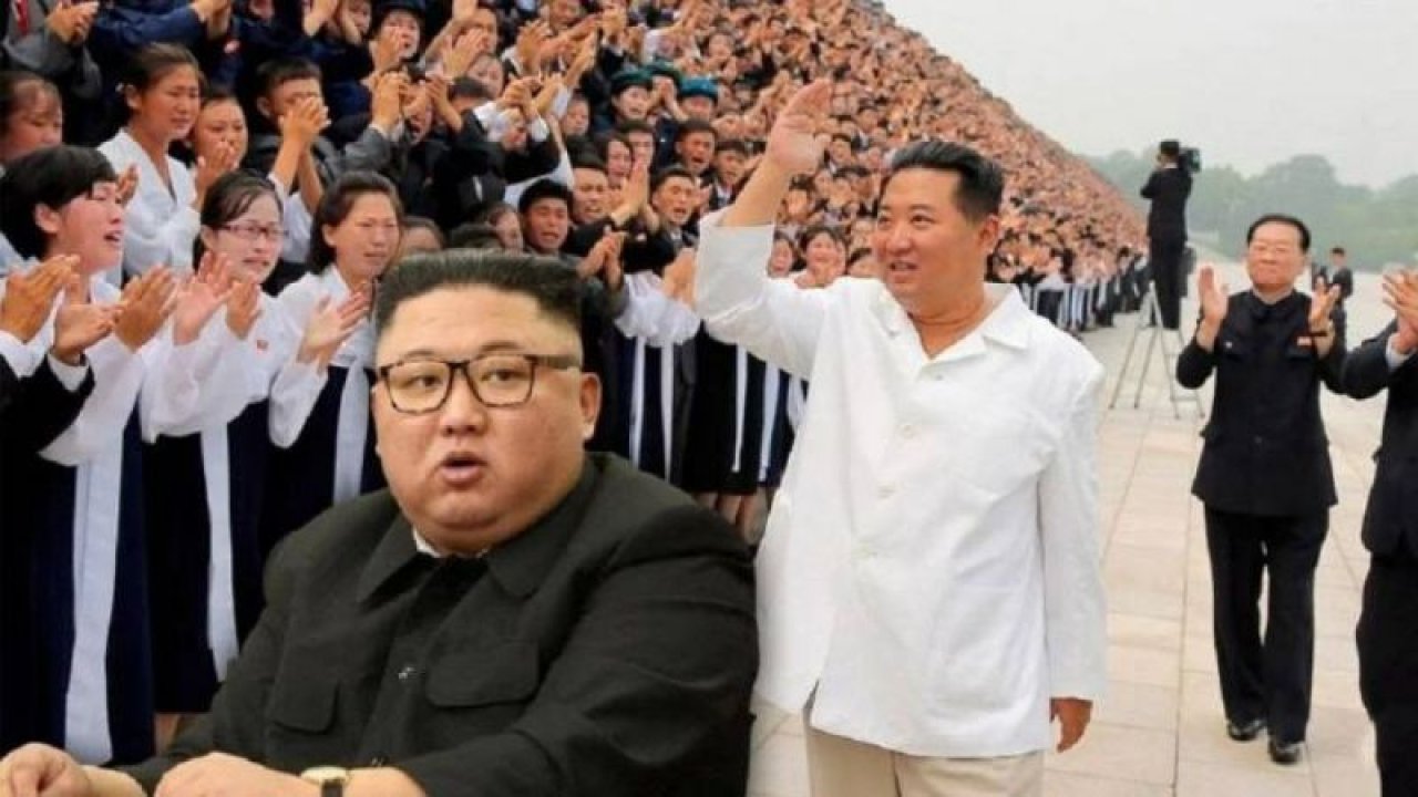 Kuzey Kore Lideri Kim Jong-Un Şaşırtan Değişimi! Kim Jong-Un Kaç Yaşında? İşte Detaylar...