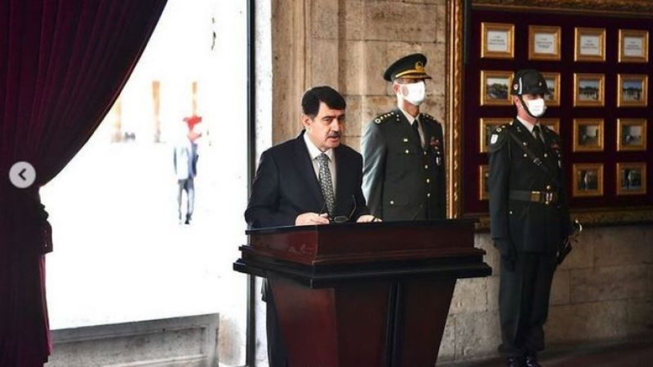 Ankara Valisi Vasip Şahin Gaziler Günü'nde Anıtkabir'i ziyaret etti