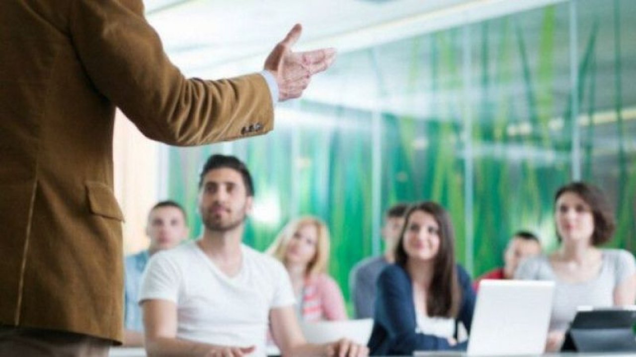 Öğretim Üyeleri Ne Kadar Maaş Alıyor? Üniversite Hocaları Ne Kadar Maaş Alıyor? Öğretim Üyesi Nasıl Olunur?