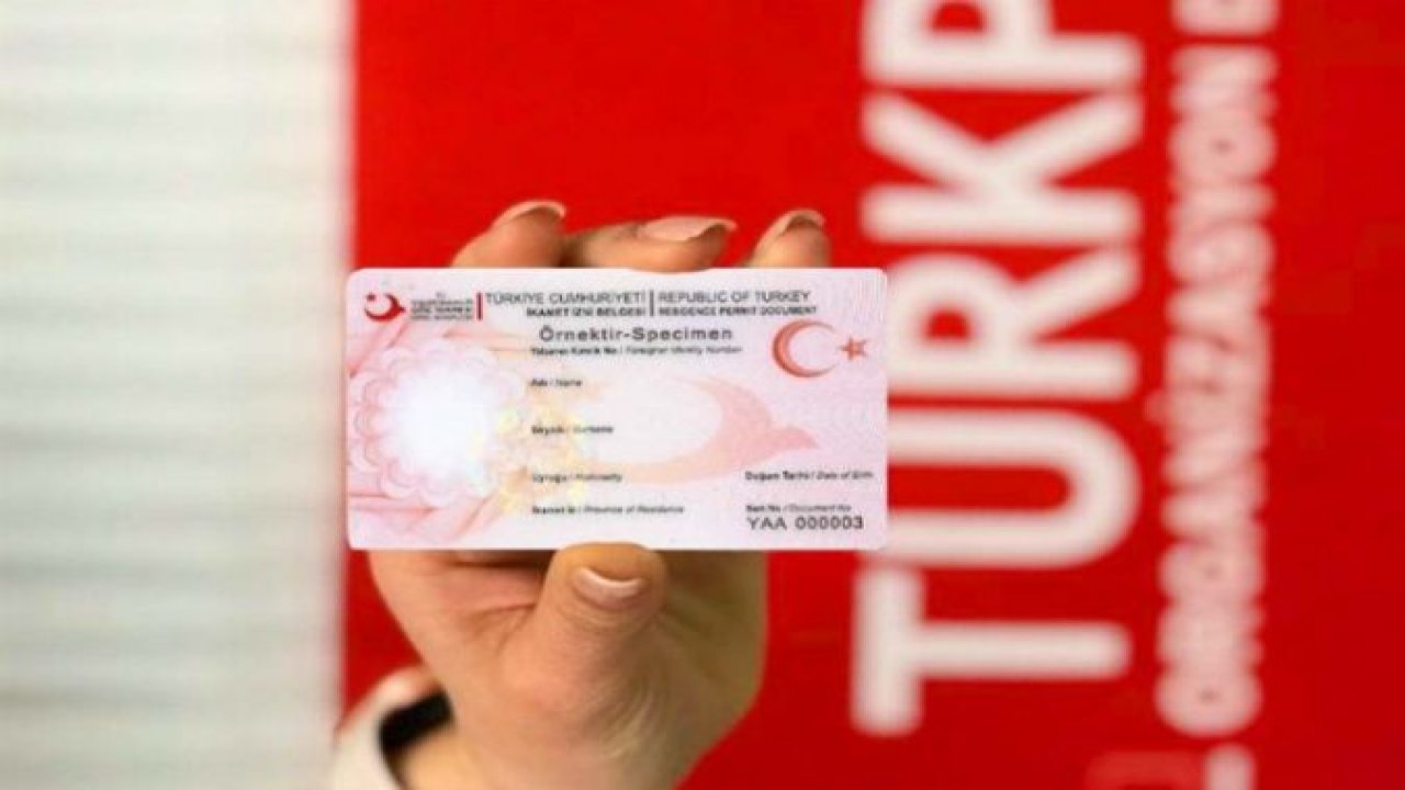 1,3 milyon kişi ikamet izniyle Türkiye'de