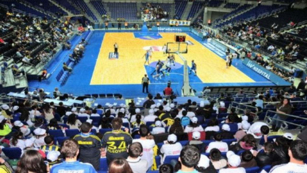 Basketbolda tam kapasite kararı