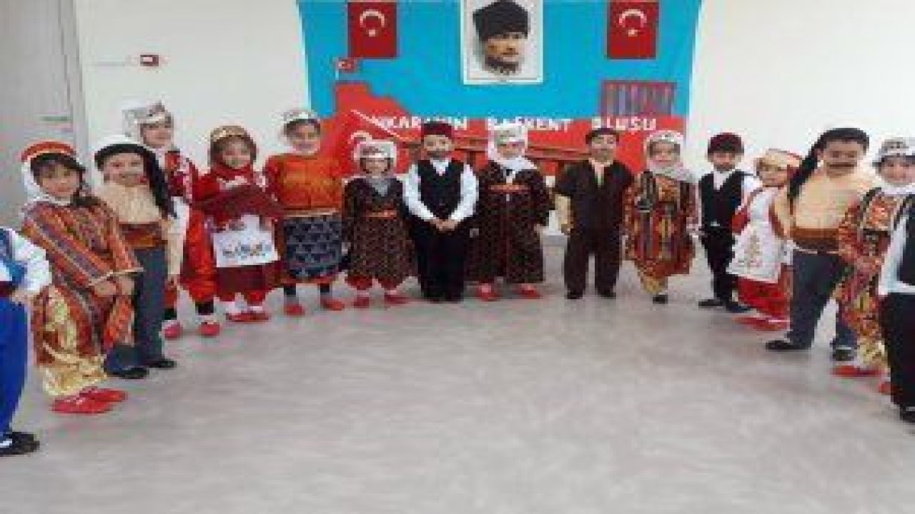 Yenimahalle Belediyesi bünyesinden bulunan anaokulu ve gündüz bakımevlerinde minikler Ankara’nın başkent oluşunu kutladı