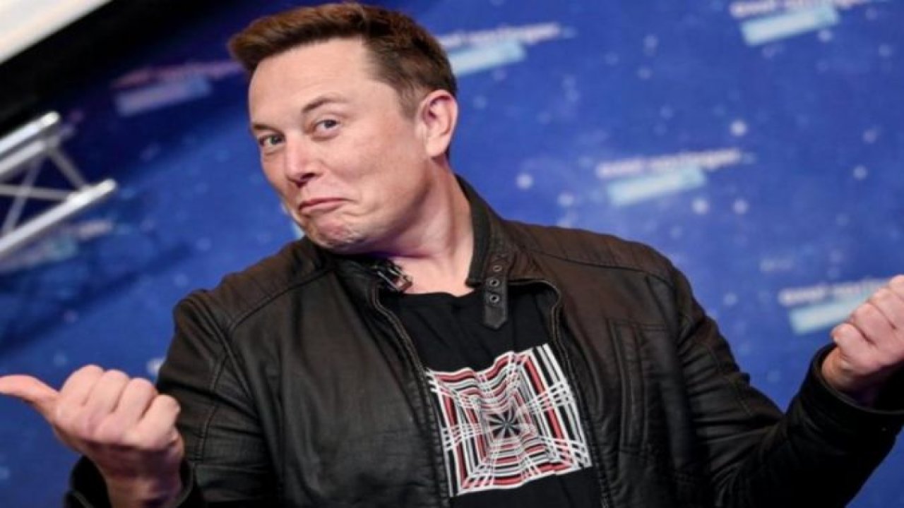 Milyarder Musk'a 'sat' dediler