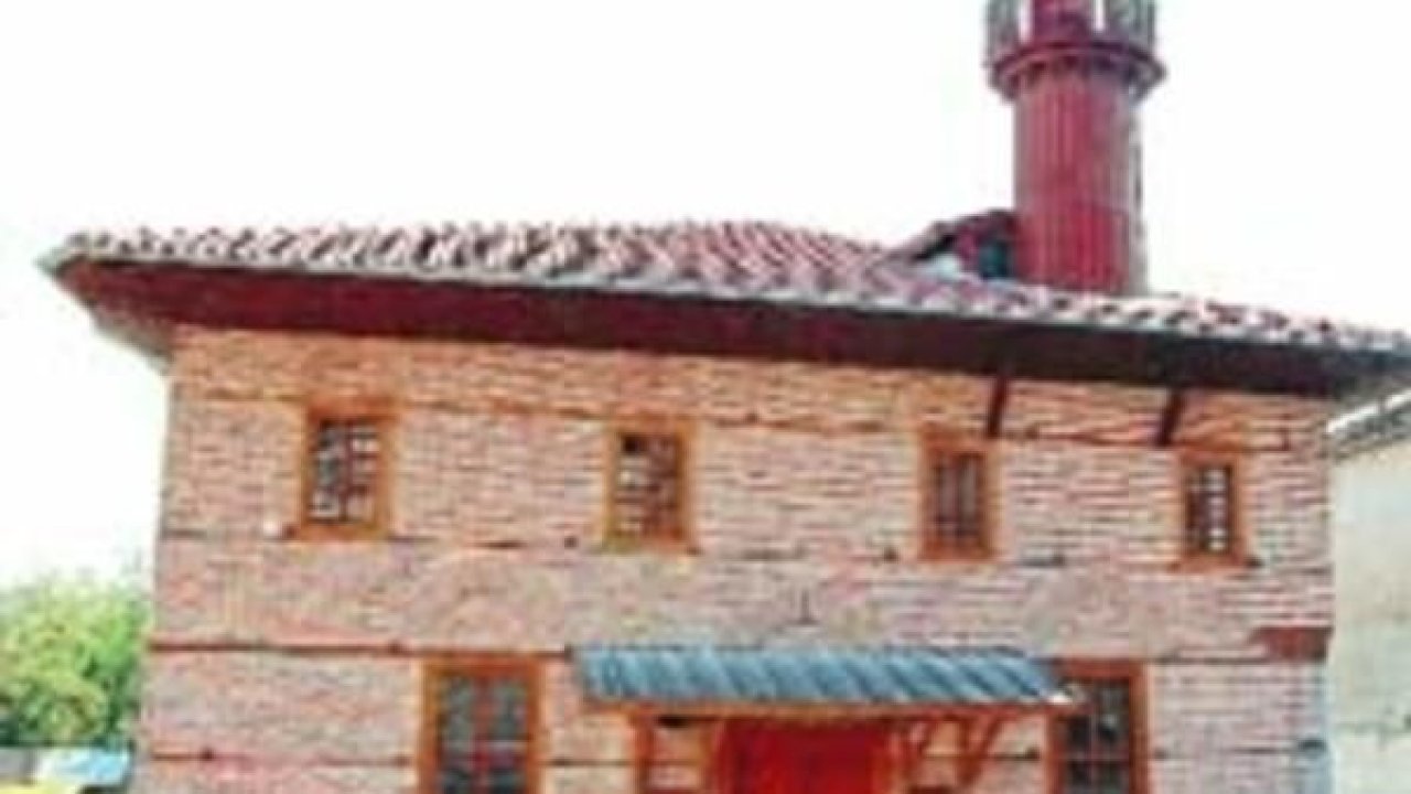 Ankara’nın En Eski Camisi Ağaç Ayak Camii Nerede? Ağaç Ayak Camisi Kaç Yılında Yapılmıştır? Mimari Özelliği Nedir?