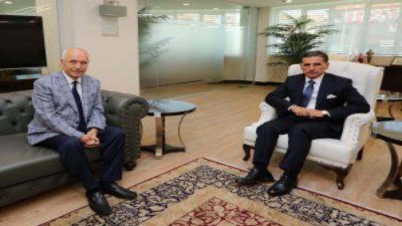 Ankara Valisi Ercan Topaca, Yenimahalle Belediye Başkanı Fethi Yaşar’ı ziyaret etti