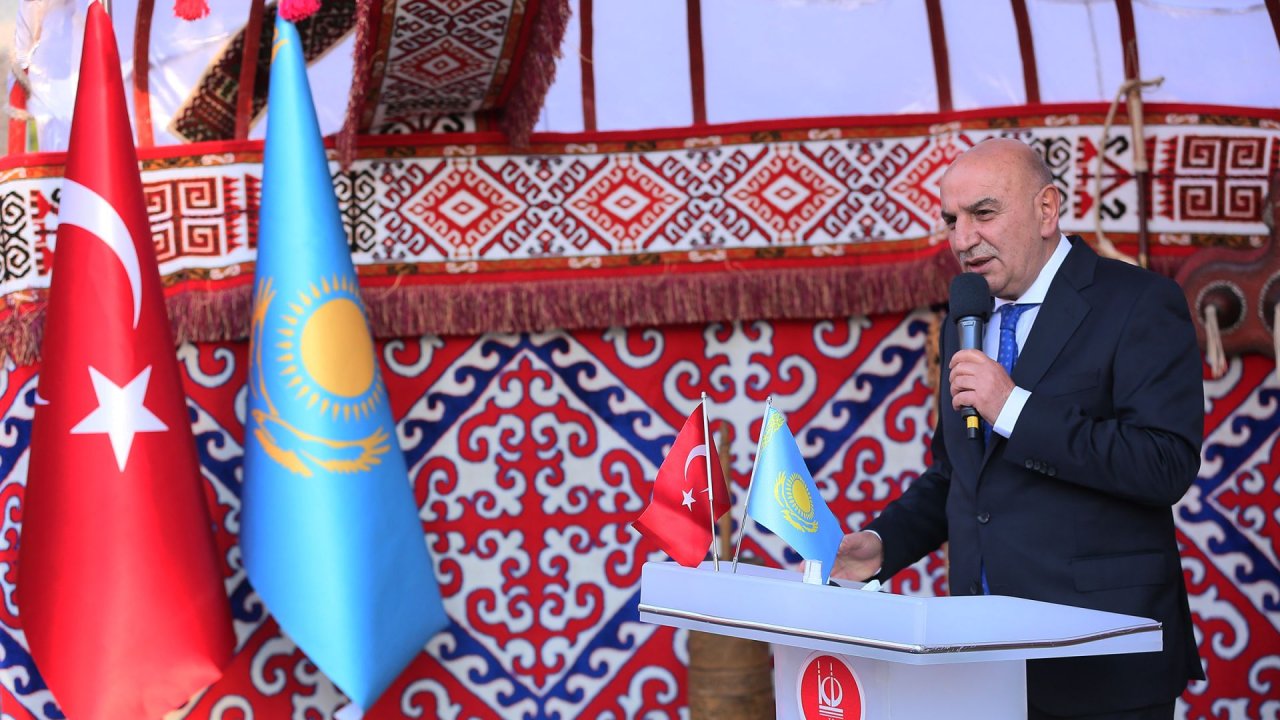 Başkan Altınok’tan Kazakistan’a Birlik Çağrısı