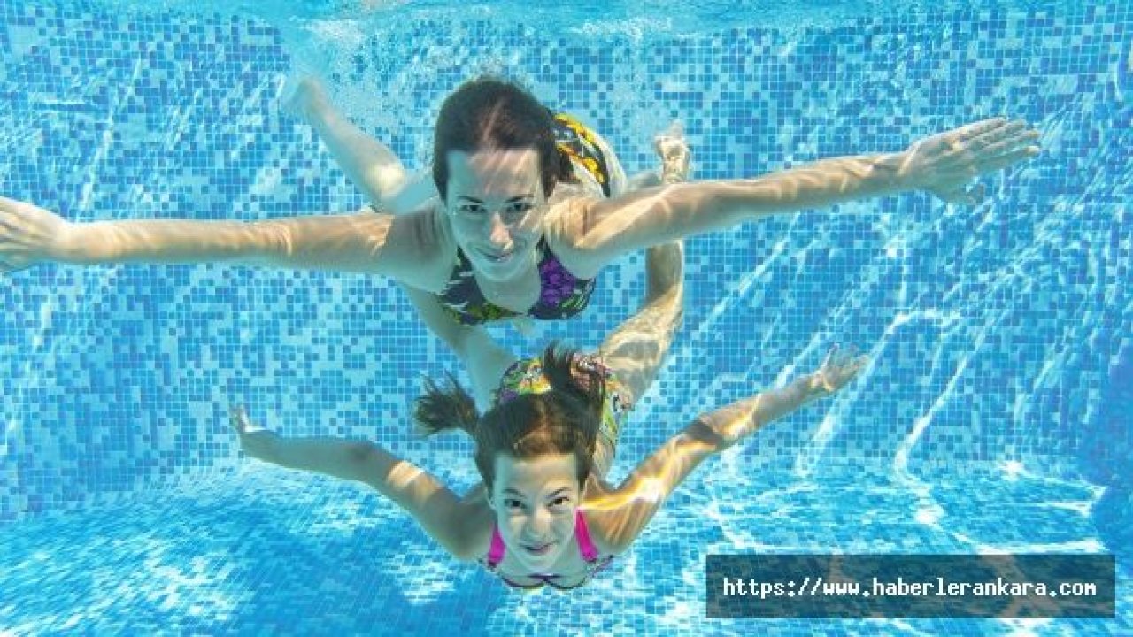 Egzamada Bunlara Dikkat! Havuz ve Sıcak Hava Kulak Egzamasını Tetikliyor