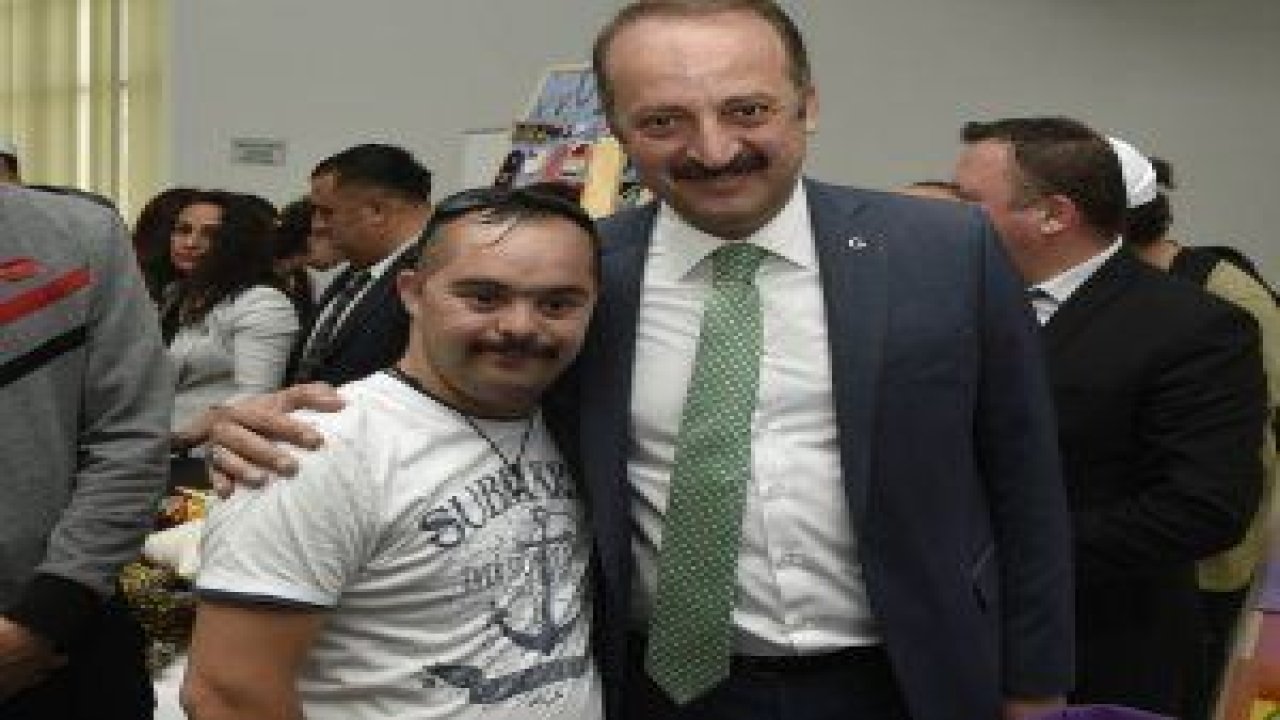 10-16 Mayıs Engelliler Haftası kapsamında Mamak’ta özel öğrenciler şenlikte bir araya geldi