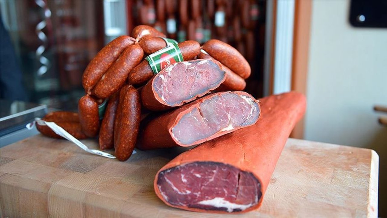 Ramazan’da Sucuk Sosis ve Pastırma Üçlüsünden Uzak Durun! İşte İftar ve Sahur İçin Önerilen Yiyecekler!