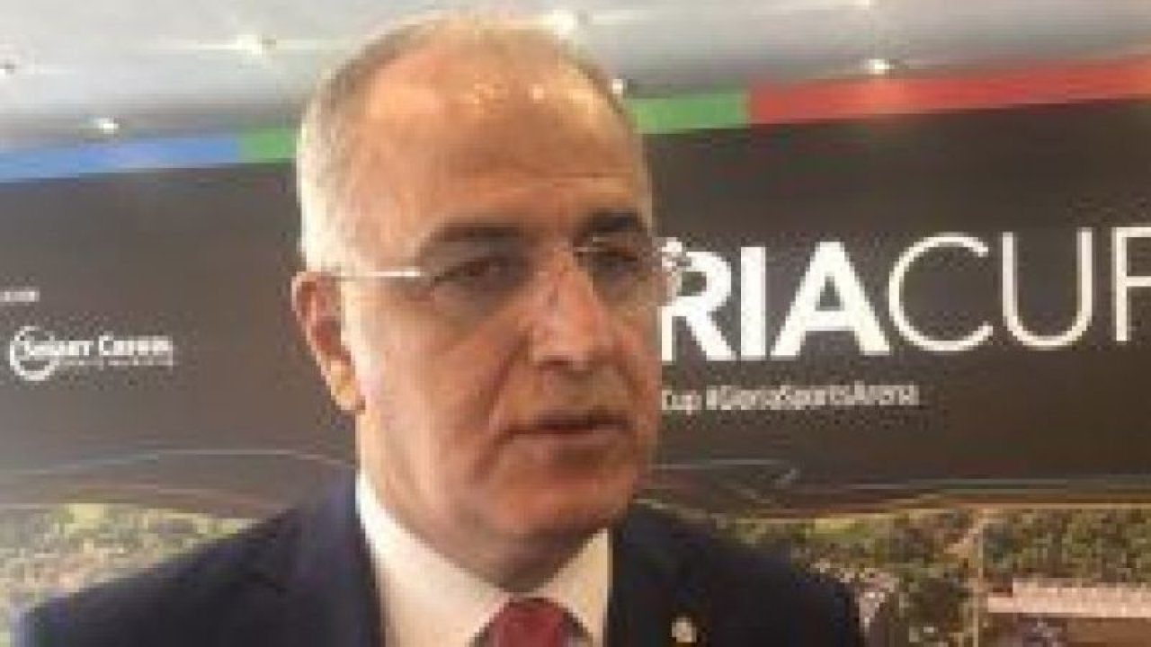 Mehmet Akif Üstündağ: "Türk voleybolunun geleceği çok parlak"