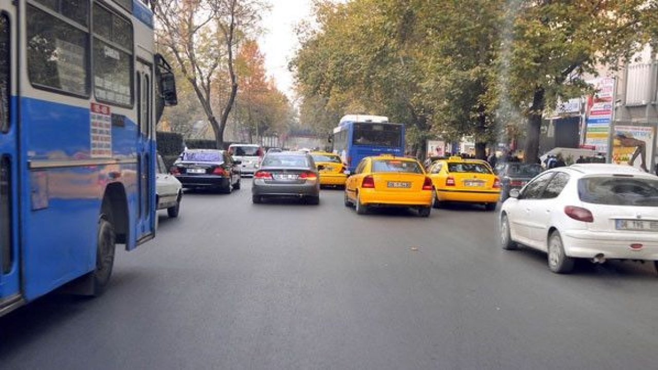 Ankara Haber Trafik - Yol Durumu Haberleri - Günün Trafik Haberleri