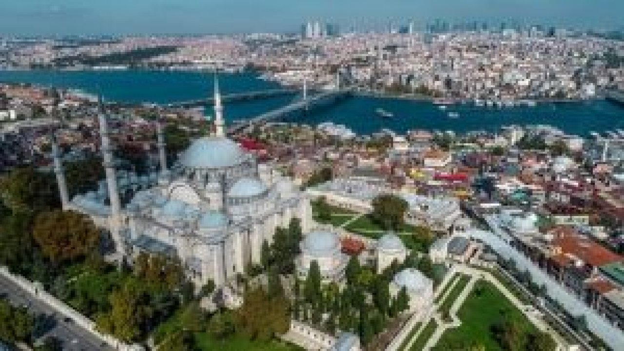 Bir devrin güç simgesi "Süleymaniye Külliyesi"