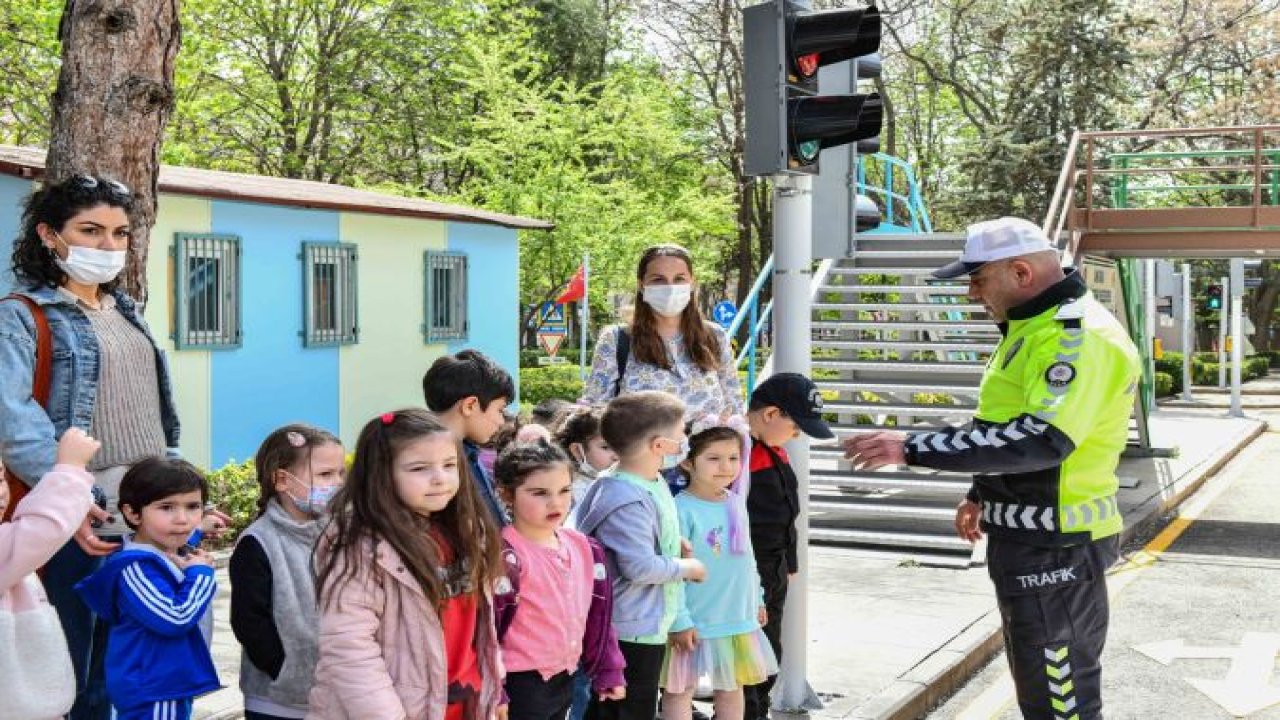 Başkentli Miniklere Ücretsiz Trafik Eğitimi İçin İlk Ders Zili Çalıyor...