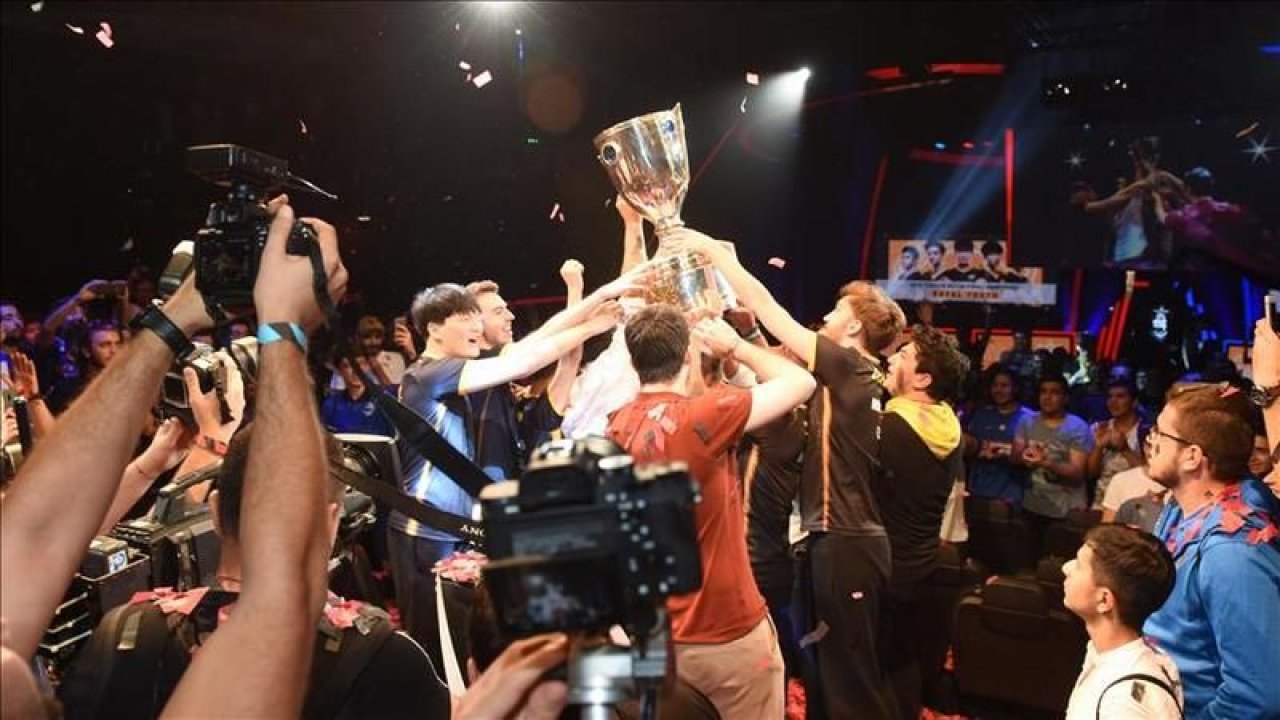 Vodafone FreeZone Şampiyonluk Ligi Türkiye Büyük Finali'nin kazananı belli oldu