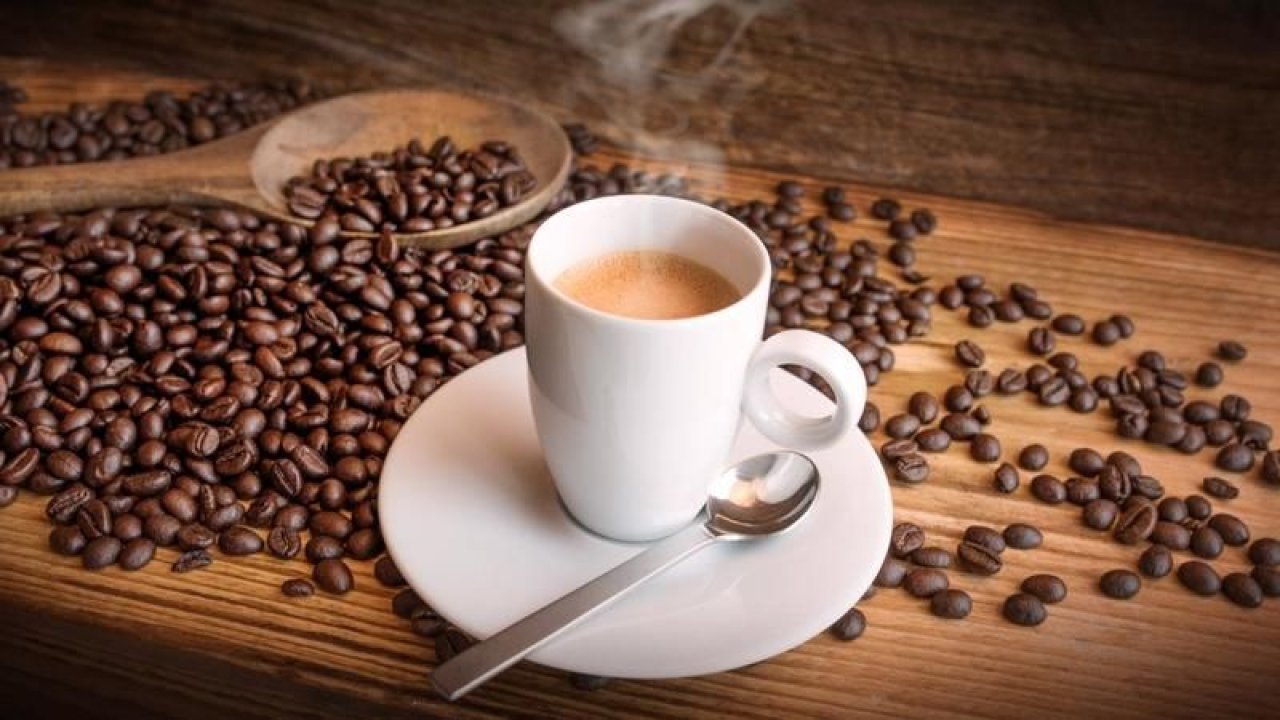 Hangi Burç Kahve Olmadan Yaşayamaz? İşte Günde En Az 50 Bardak Kahve İçin Burçlar…