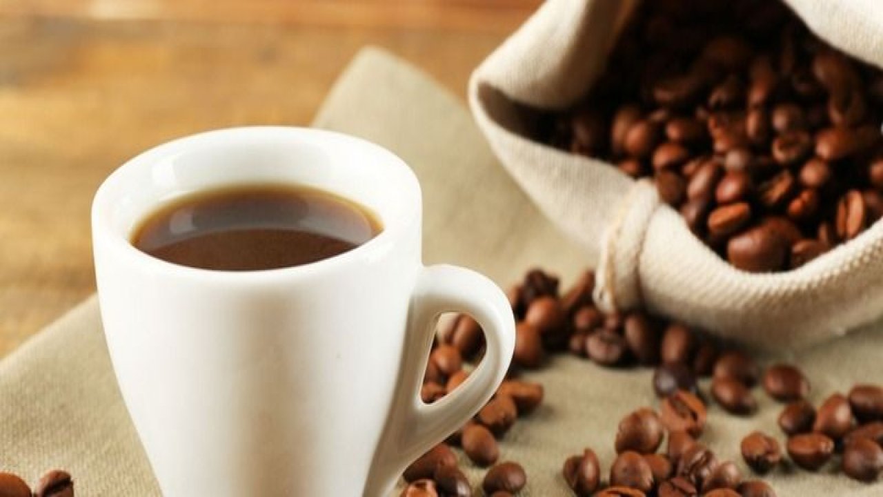 Düzenli Kahve Tüketenler Daha Uzun Yaşıyor! Fazla Kahve İçmenin Zararları Neler? İşte Detaylar...