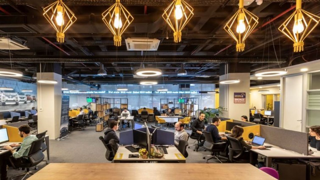 Renault MAİS, Müşterileri WhatsApp'dan İletişim Kurabilecek