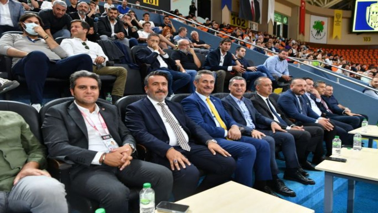 Ted Ankara Kolejliler Federasyon Kupası Şampiyonu Gölbaşı Belediyesi...