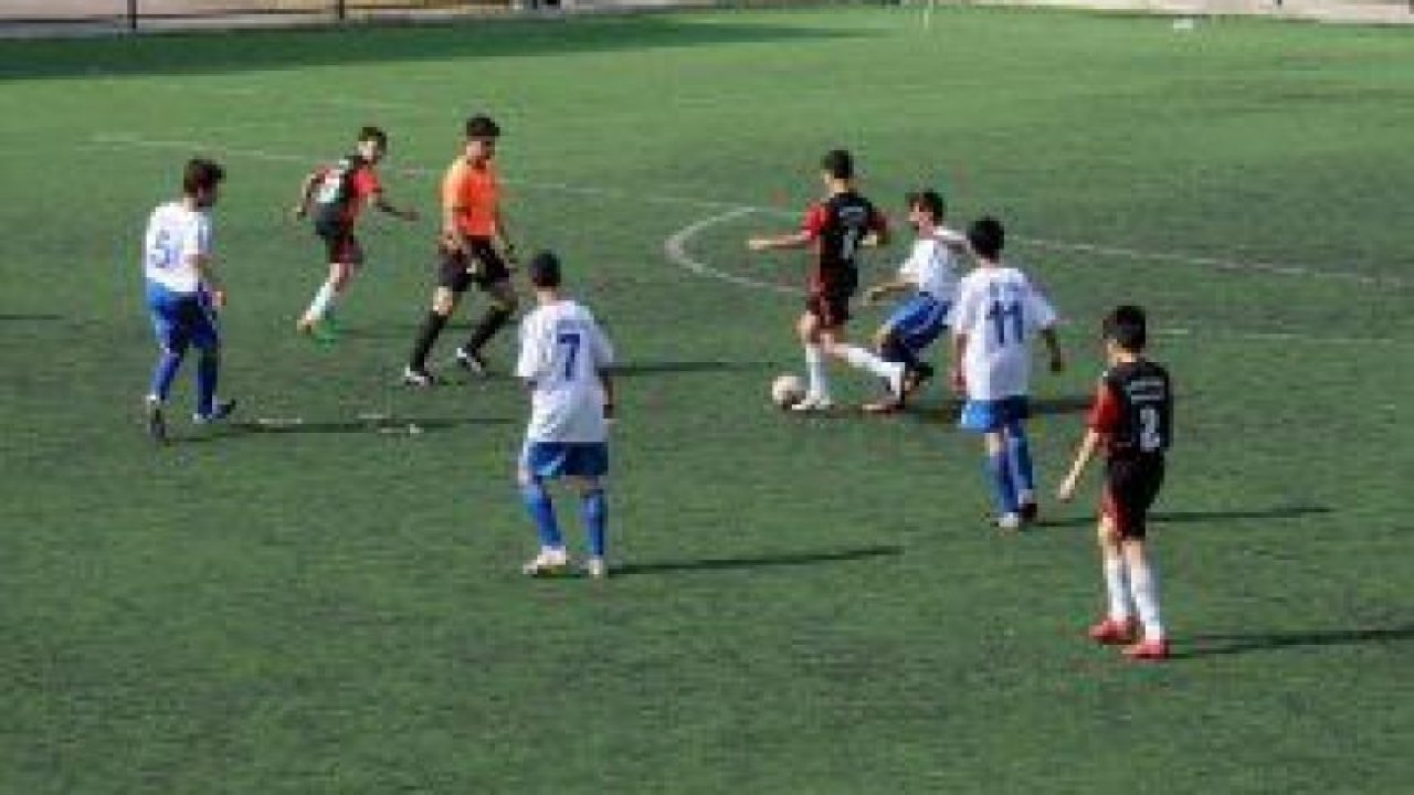 Mamak Belediyesi Şehir Stadı futbol müsabakalarına ev sahipliği yapıyor