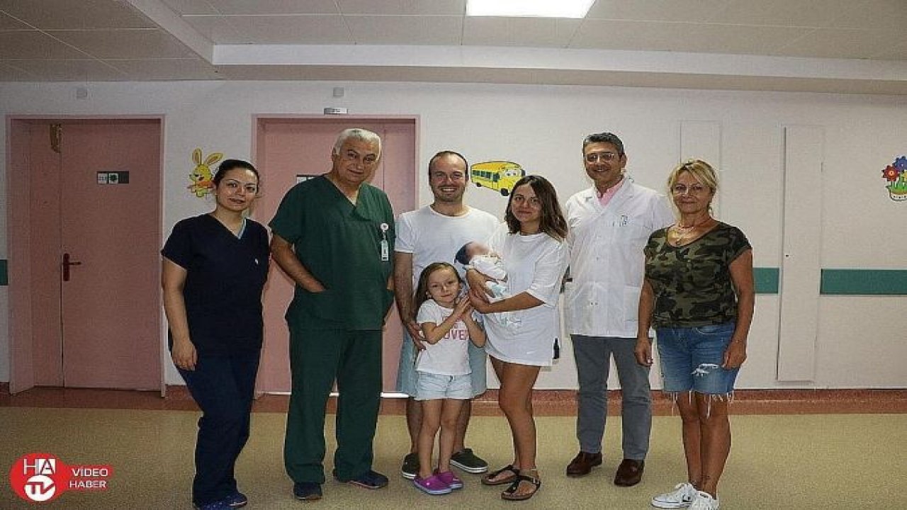 Leo bebek taburcu oldu