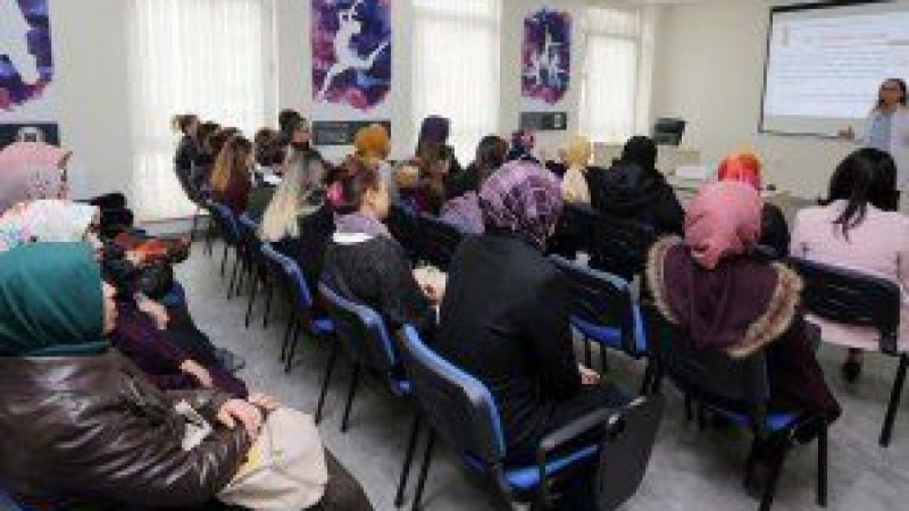 Yenimahalle'de ilkyardım semineri düzenledi