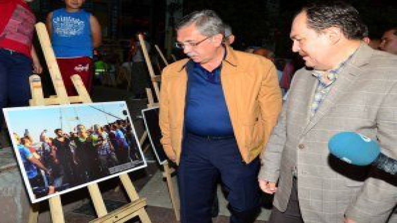 İhlas Haber Ajansı’nın 15 Temmuz fotoğrafları Pursaklar’da sergilendi