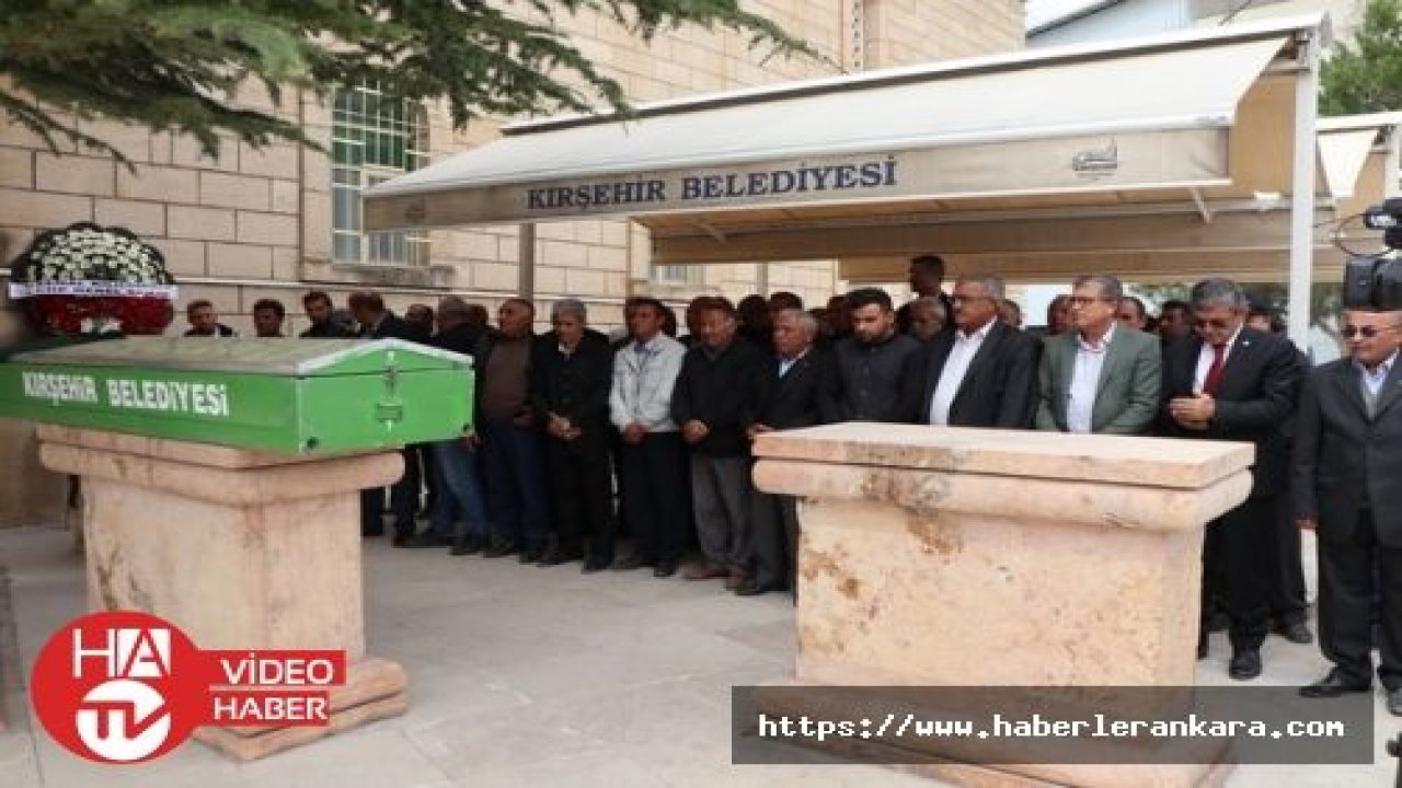 Neşet Ertaş’ın kardeşi Ayşe Garip son yolculuğuna uğurlandı