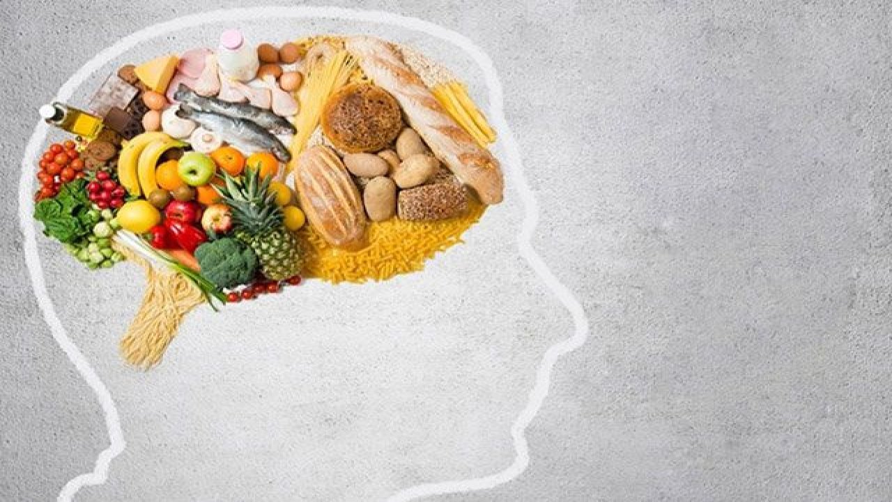 Depresyona Neden Olan Yiyecekler Neler? Hangi Besinler Mutlu Eder? Peki Depresyon Hastaları Beslenmede Neye Dikkat Etmeli?
